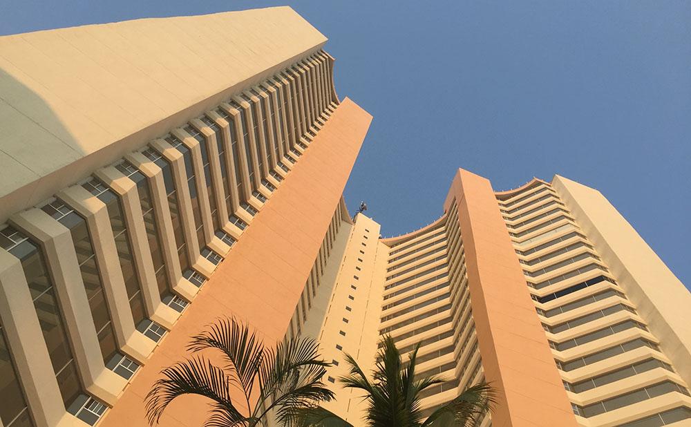 Street view image of the Hotel La Palapa in Acapulco